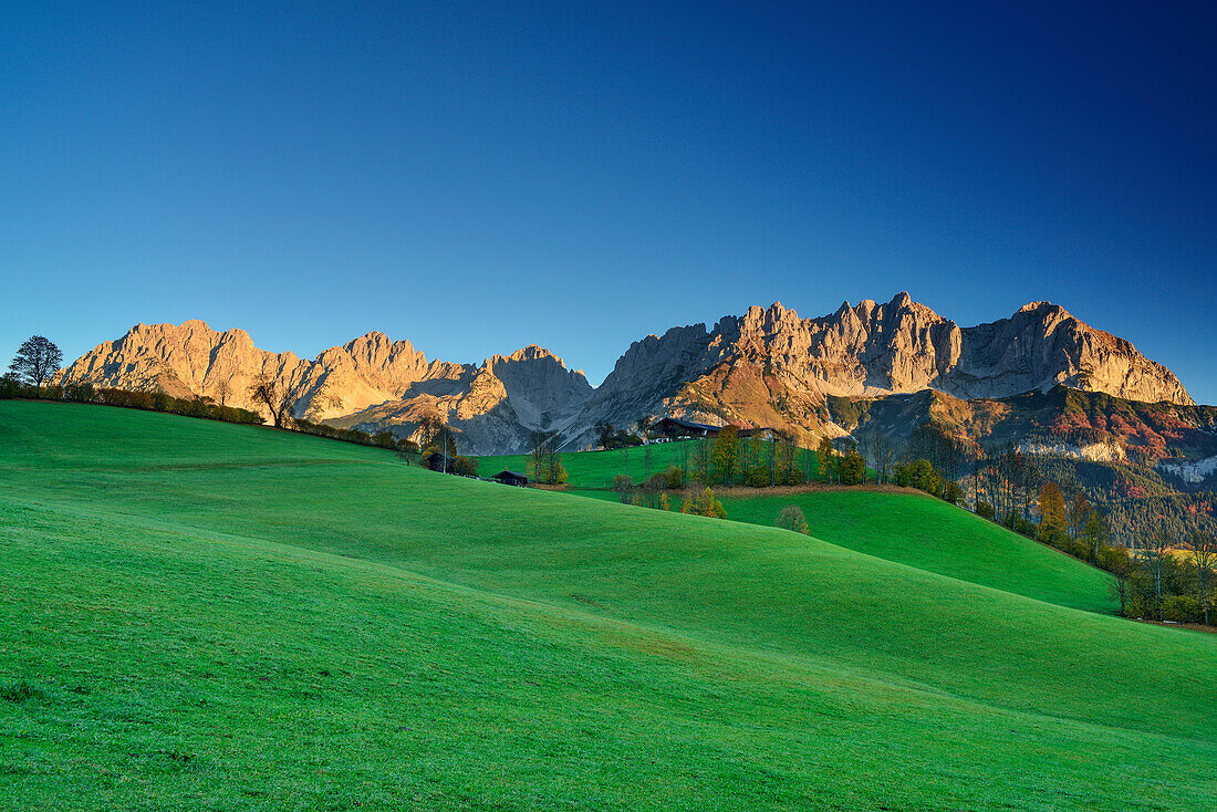 Wilder Kaiser from south with Treffauer, Ellmauer Halt, Karlspitzen, Regalmspitze, Ackerlspitze and Maukspitze, Wilder Kaiser, Kaiser range, Tyrol, Austria