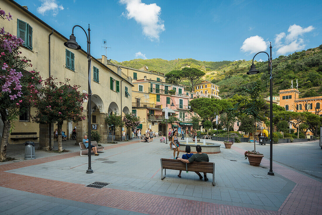 Square with fountain, Monterosso al Mare, Cinque Terre, La Spezia, Liguria, Italy