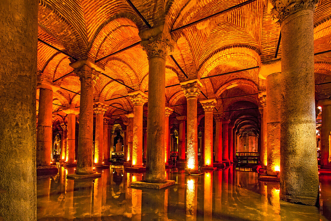 Yerebatan Cistern, Istanbul, Turkey