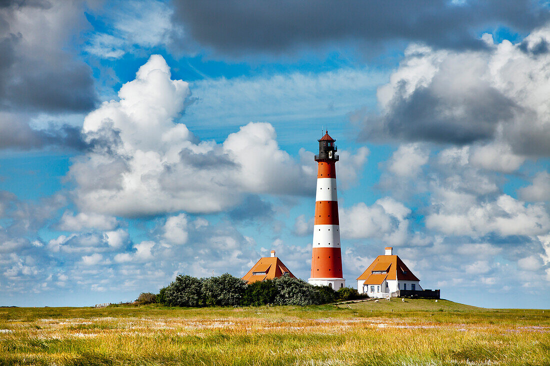 Leuchtturm Westerhever, Halbinsel Eiderstedt, Nordfriesland, Schleswig-Holstein, Deutschland