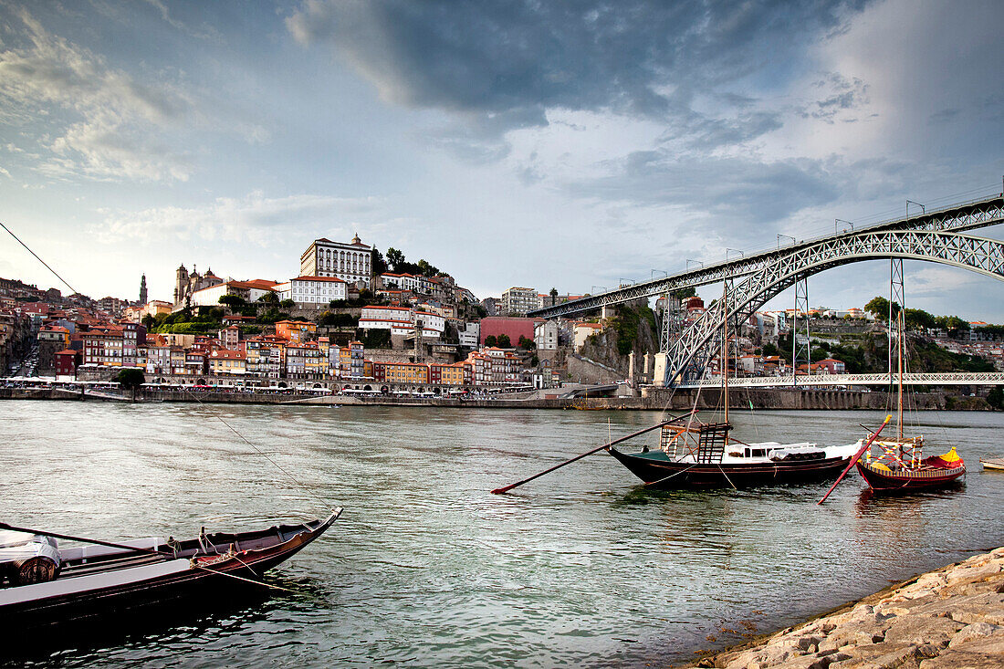 Bridge over Duoro River, Ponte Dom Luis and old town of Ribeira, Porto, Portugal