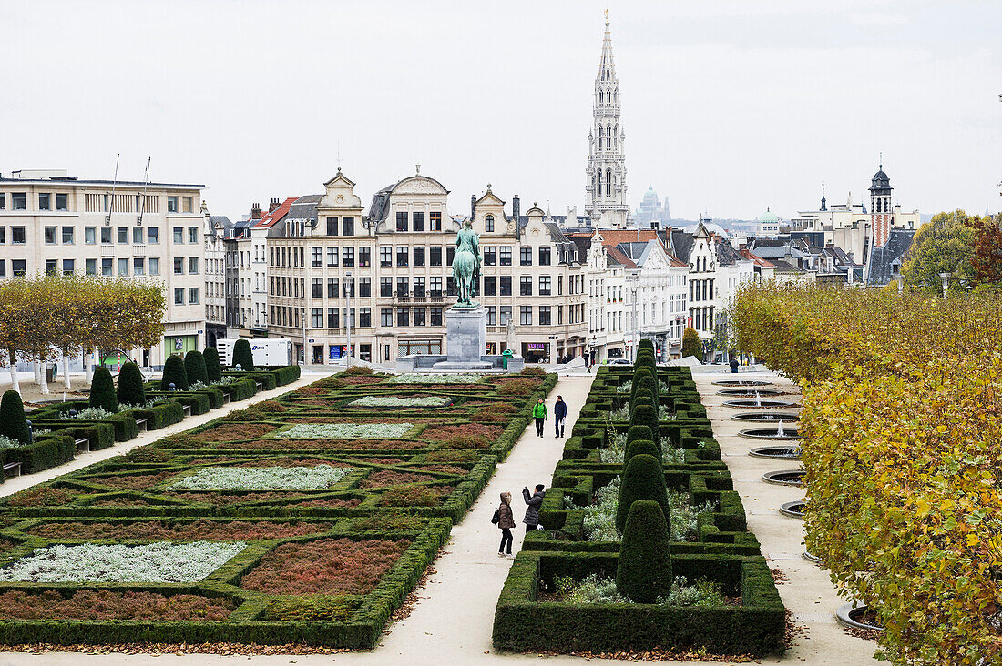 Blick vom Mont des Arts zum Rathaus, Brüssel, Belgien