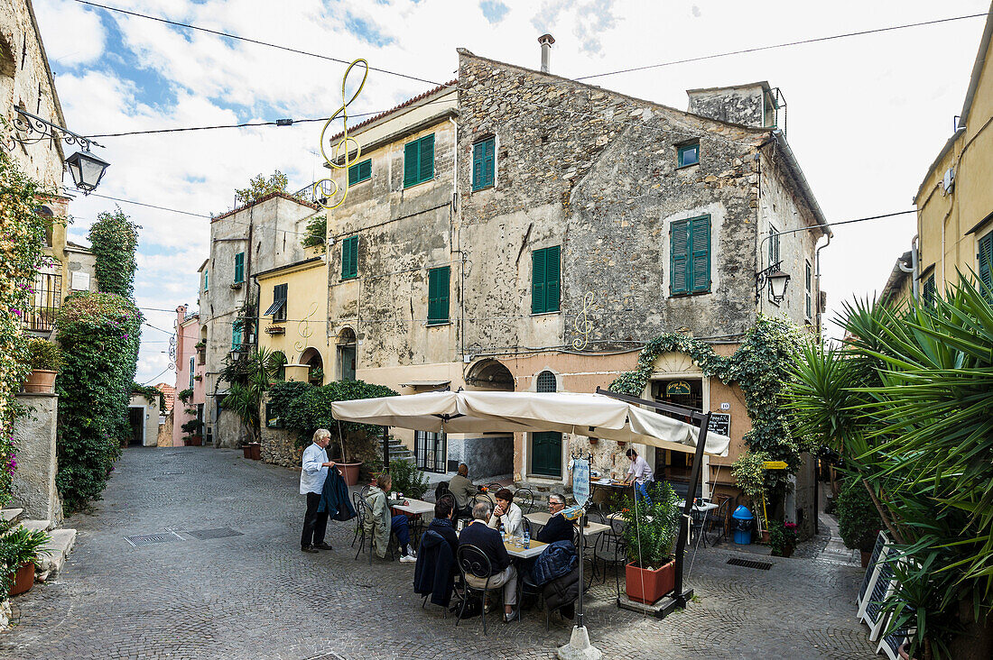 Restaurant, Cervo, Provinz Imperia, Ligurien, Italien