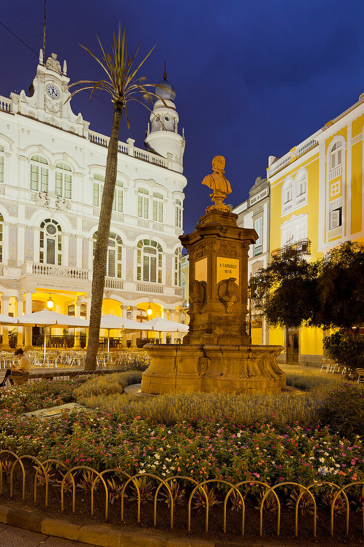 Plaza de Cairasco at night, Gabinete Literario, Las Palmas de Gran Canaria, Gran Canaria, Canary Islands, Spain