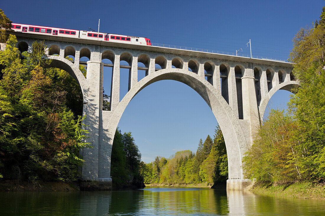 Viadukt über die Orbe, Vallorbe, Waadt, Schweiz