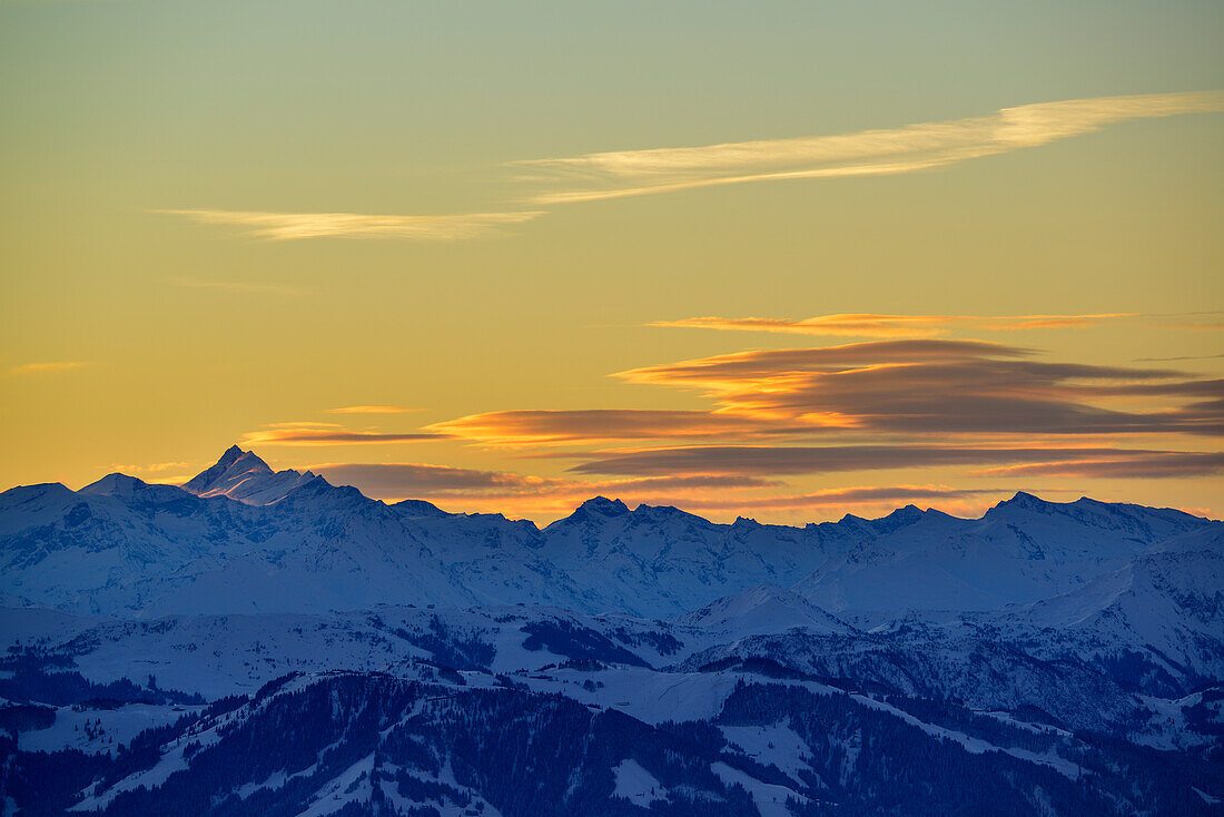 Blick auf Hohe Tauern mit Großglockner, Wendelstein, Mangfallgebirge, Bayerische Alpen, Oberbayern, Bayern, Deutschland