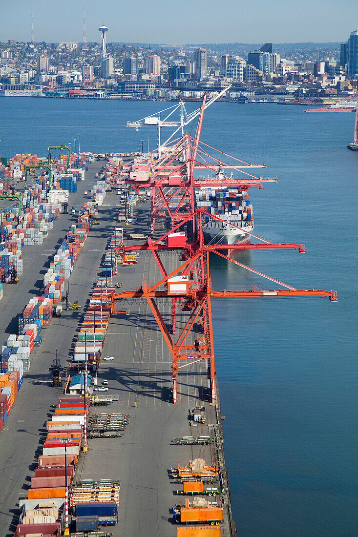 Cranes at the Port of Seattle, Seattle, Washington, USA