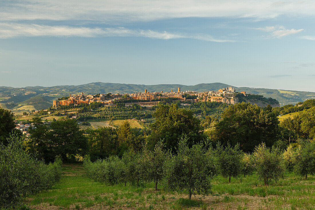 Orvieto, hilltop town, province of Terni, Umbria, Italy, Europe