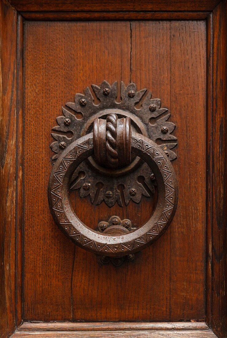 door knocker, Orvieto, hilltop town, province of Terni, Umbria, Italy, Europe