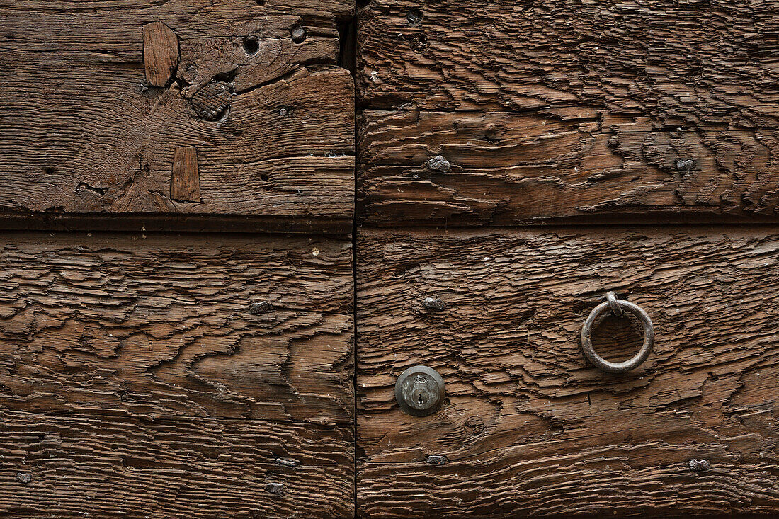 Nahaufnahme von einer Tür, Holz, Orvieto, Stadt, Provinz Terni, Umbrien, Italien, Europa