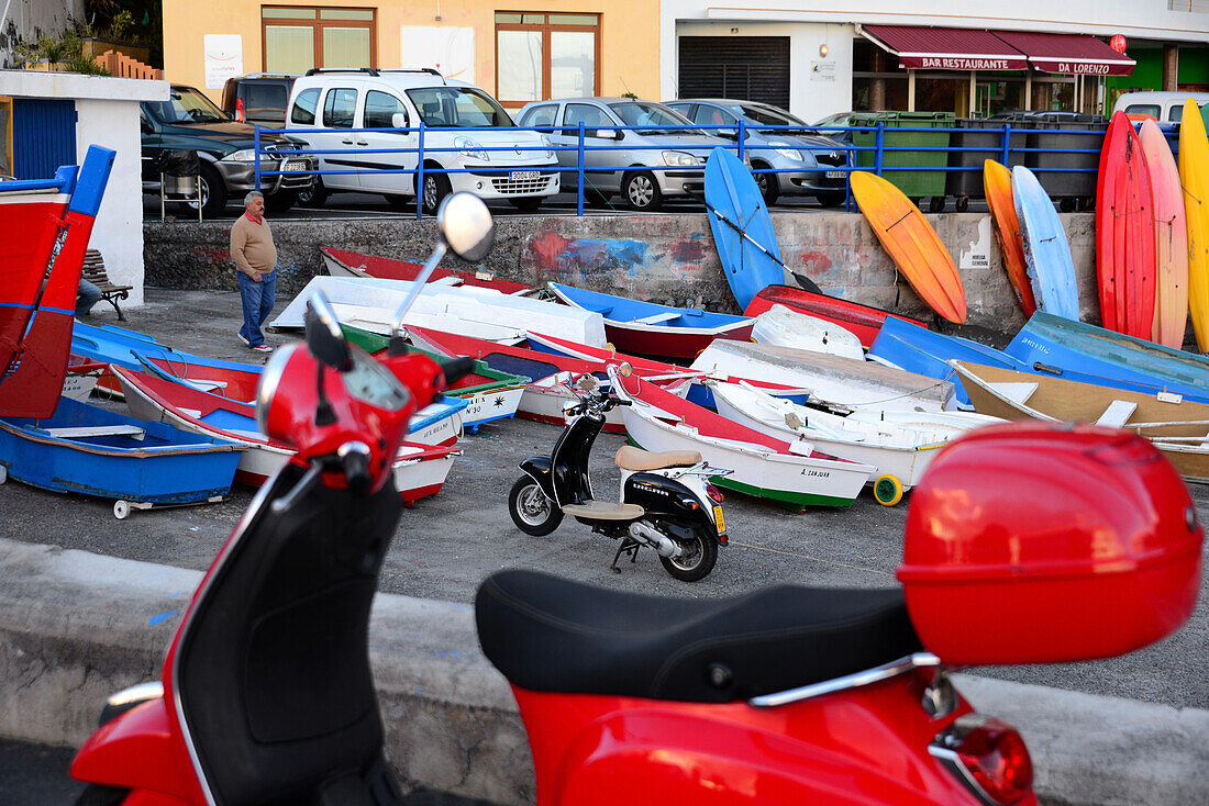 Fischingboats in harbor, Vueltas, Valle Gran Rey, La Gomera, Canary Islands, Spain