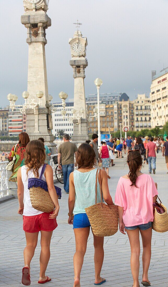 Paseo de La Concha. Donostia. San Sebastian. Gipuzkoa. Baskenland. Spanien.