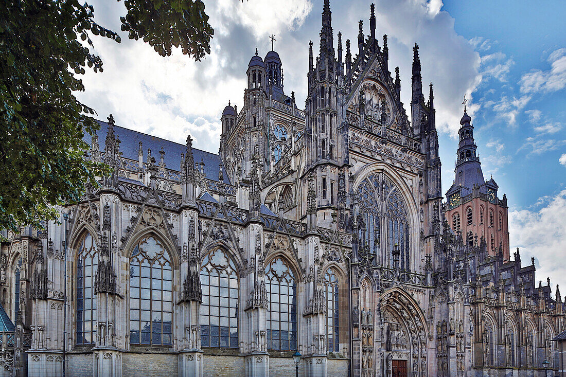 St. Johannes cathedral in 's-Hertogenbosch, Province of Nordbrabant, Netherlands, Europe