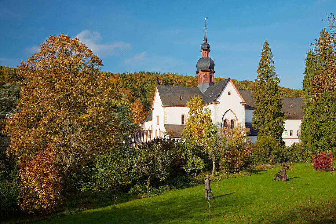 Kloster Eberbach bei Eltville am Rhein, Mittelrhein, Hessen, Deutschland, Europa