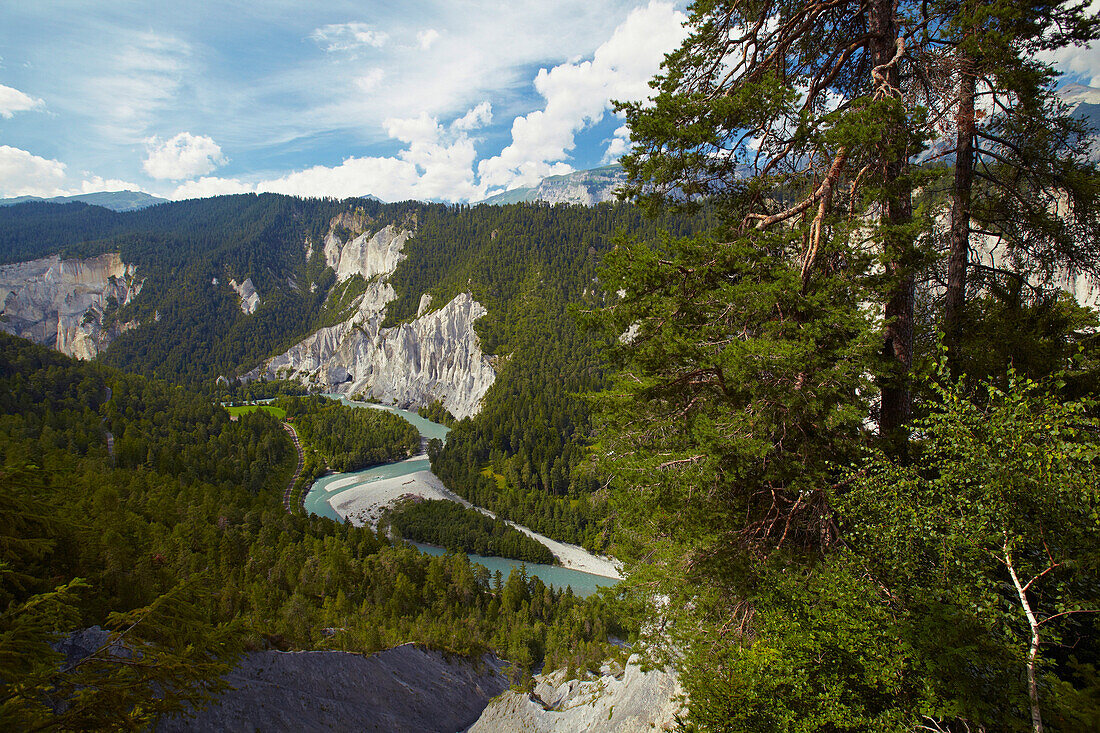 Blick in die Rheinschlucht, Ruinaulta - Schlucht, Rhein, Vorderrhein, Kanton Graubünden, Schweiz, Europa