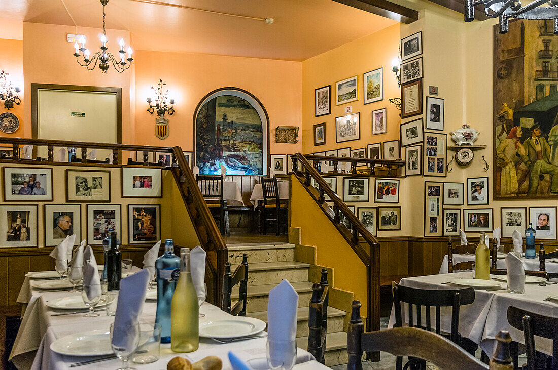 Can Culleretes, Oldest Restaurant in Barcelona, since 1786, Barcelona, Catalonia, Spain