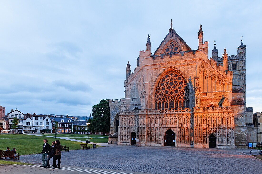 West facade and Cathedral Close, Exeter Cathedral, Exeter, Devon, England, Great Britain