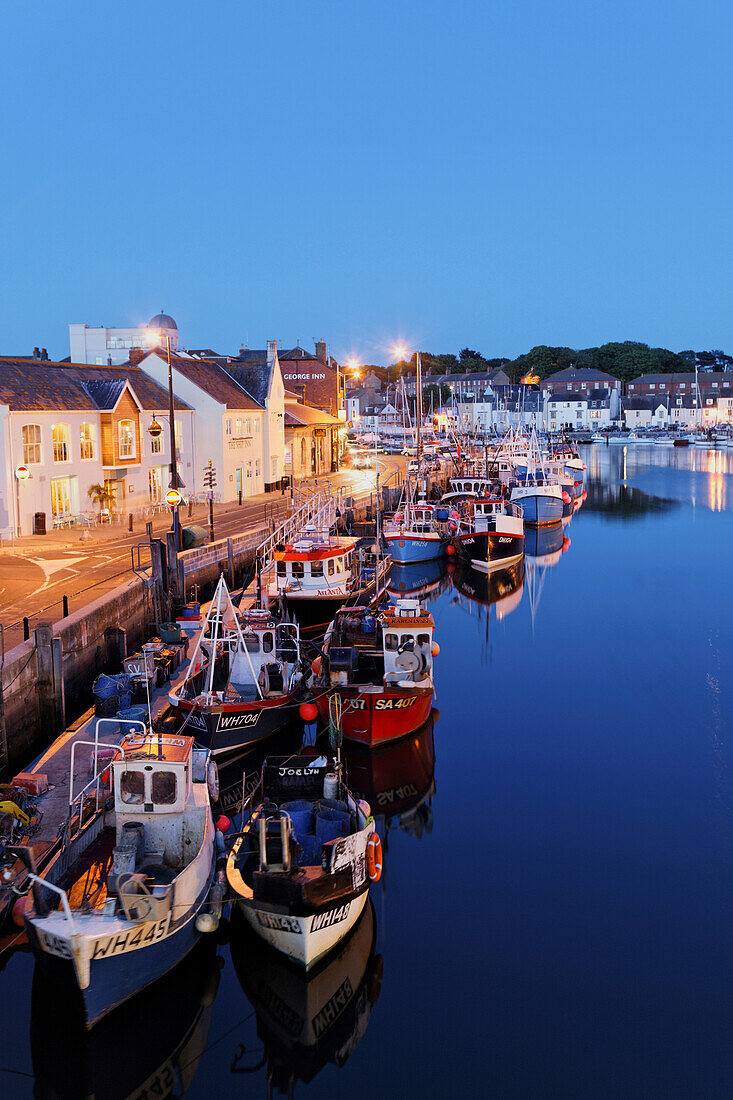 Weymouth Harbour at night, Weymouth, Dorset, England, Great Britain