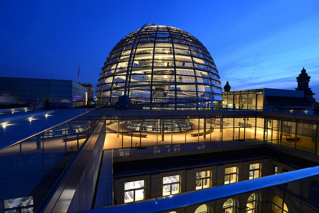 Cupola of the Reichstag at night, Berlin, Germany