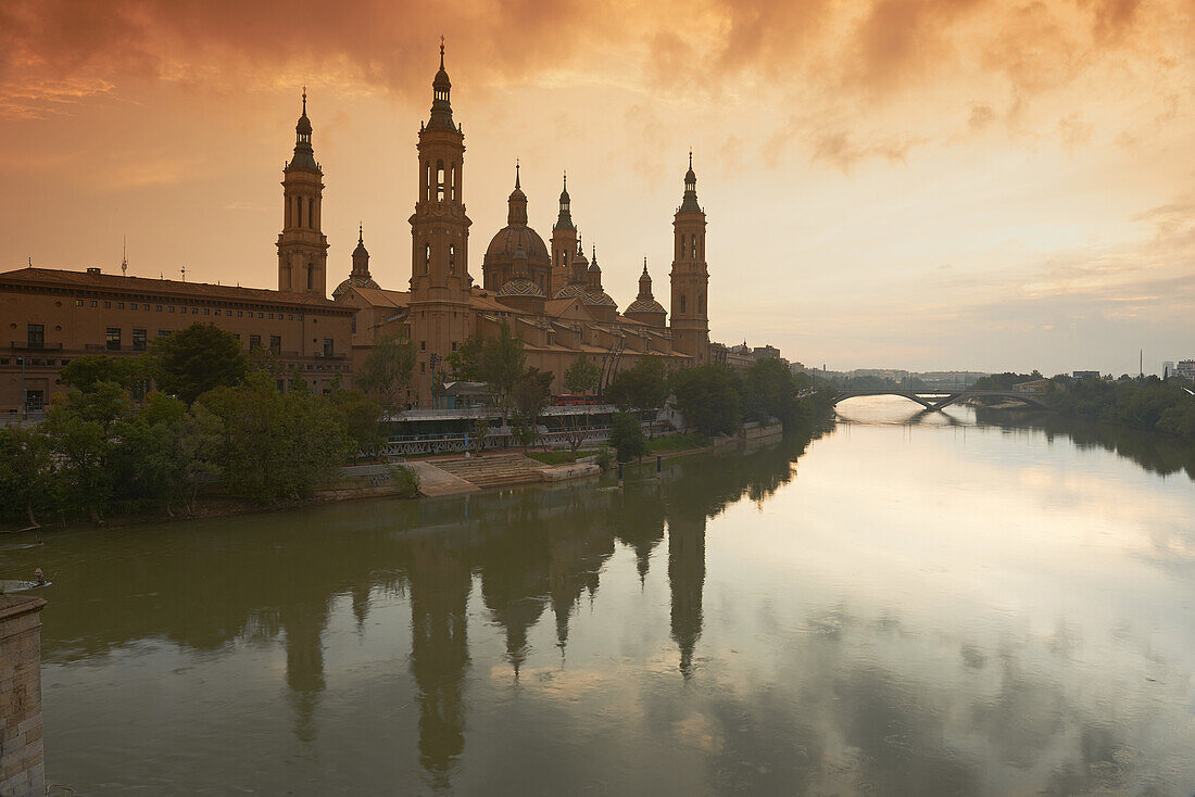 Basilica of Our Lady of the Pillar and Ebro River, Zaragoza, Aragon, Spain.
