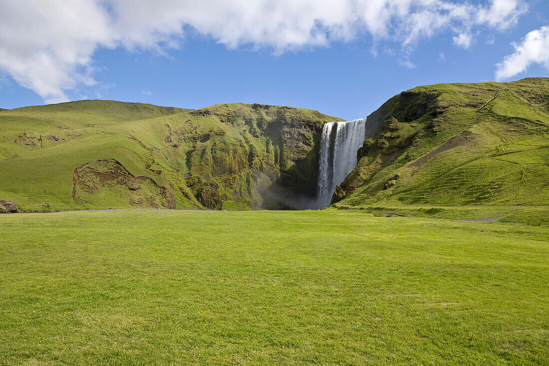Skogafoss Waterfall, Skogar, South Iceland