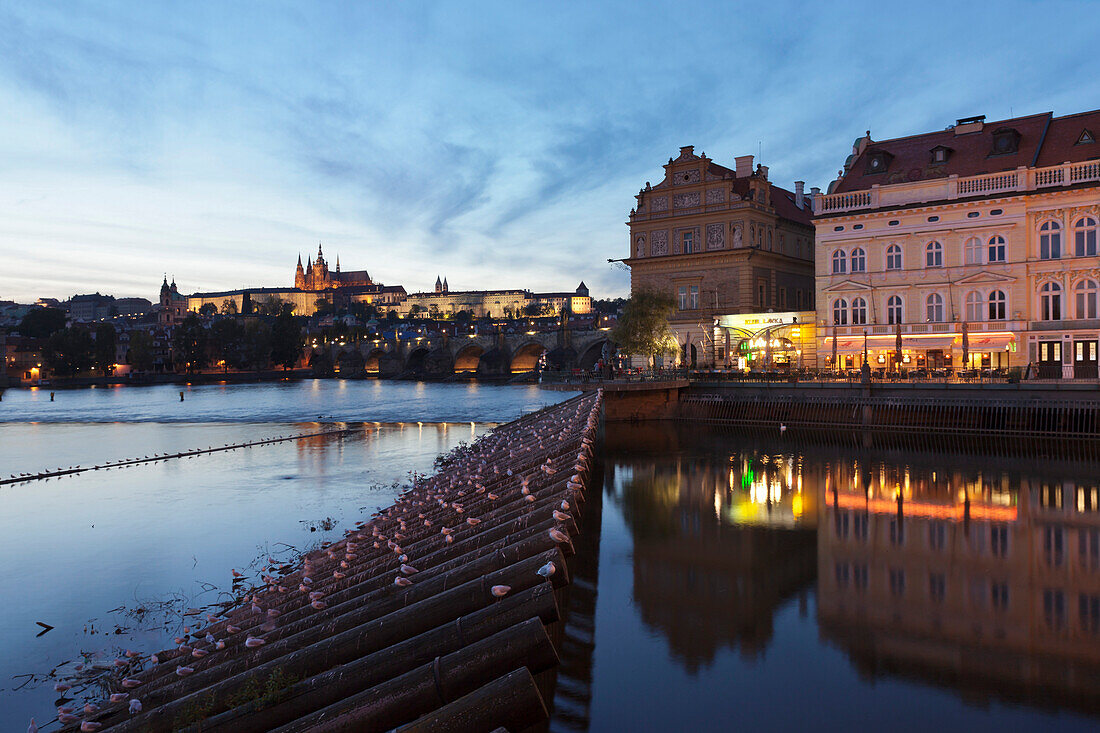 View over the River Vltava to Smetana Museum, Charles Bridge and the Castle District with St. Vitus Cathedral and Royal Palace, UNESCO World Heritage Site, Prague, Bohemia, Czech Republic, Europe