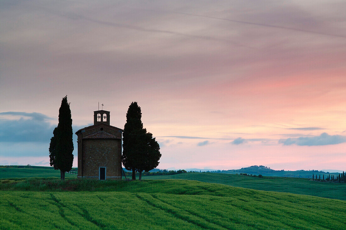 Capella di Vitaleta, Val d'Orcia, UNESCO World Heritage Site, Province Siena, Tuscany, Italy, Europe