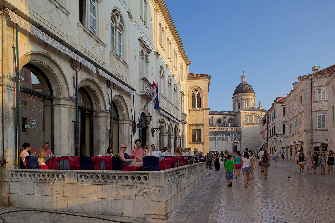 Restaurant and Pfred Dvorom, Dubrovnik, Dalmatia, Croatia, Europe