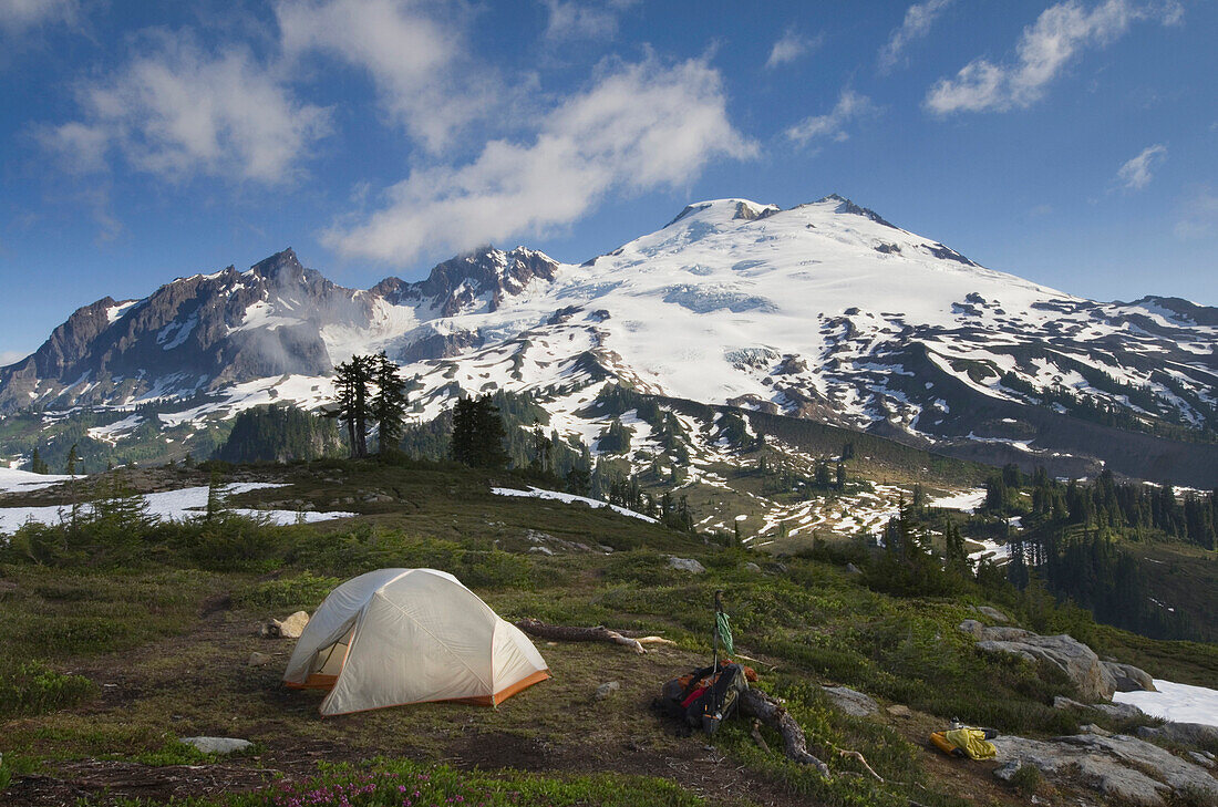 Tent at campsite in rocky mountain range, North Cascades, Washington, United States, North Cascades, Washington, United States