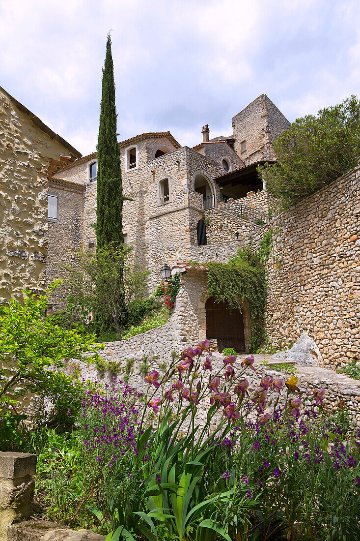 France, Gard (30) Rochefide picturesque and flowered village Ceze valley, details and alley in the village of stone