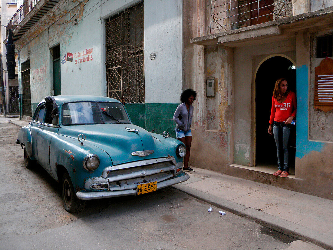 1950s car, Havana, Cuba, Caribbean