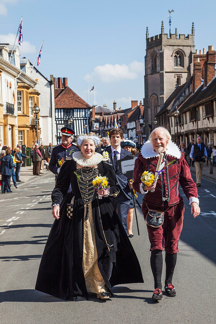 England, Warwickshire, Stratford-upon-Avon, Shakepeare's Birthday Parade, Shakespeare and Anne Hathaway Characters
