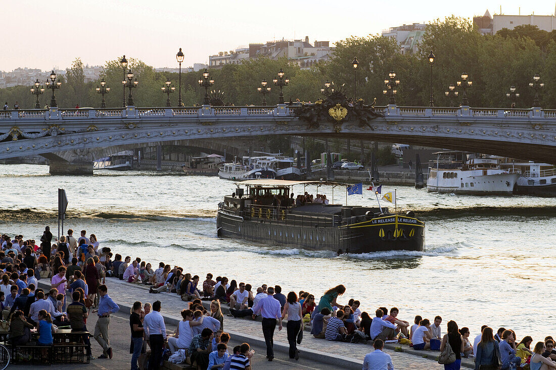 France, Paris, on the south bank of the Seine.