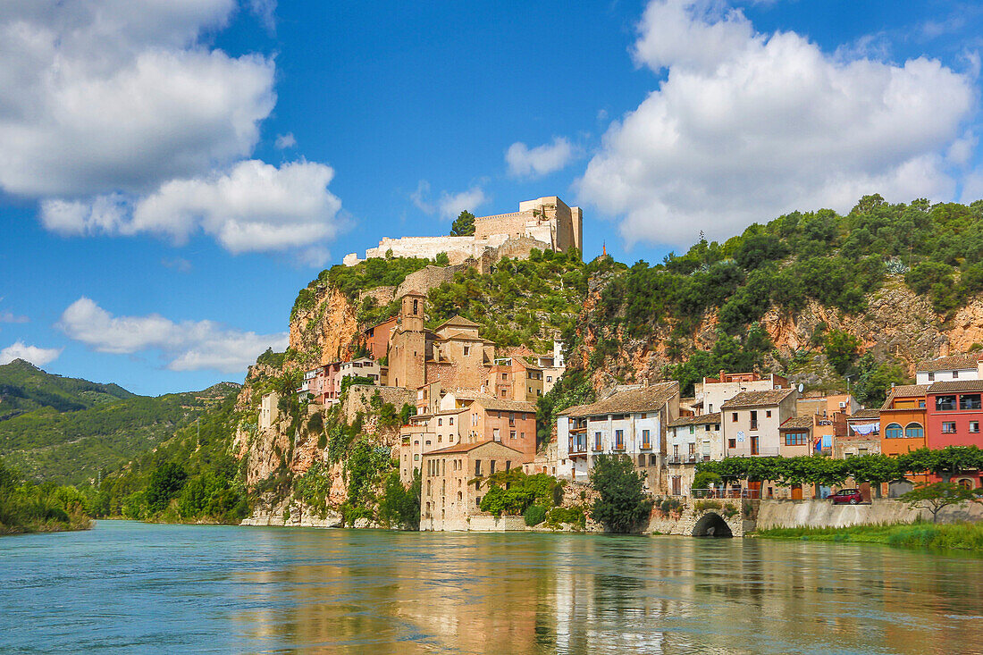Spain, Catalunya, Tarragona Province, Benifallet Castle, Ebro River