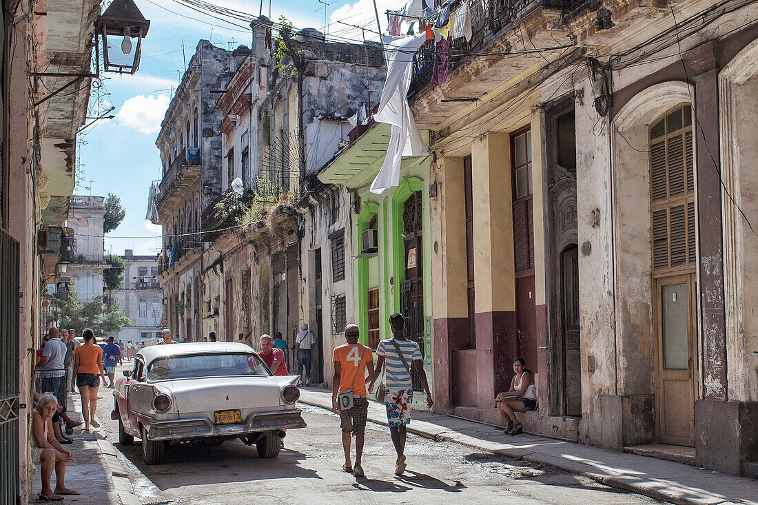 Street scene, daily life, havana, cuba, the caribbean