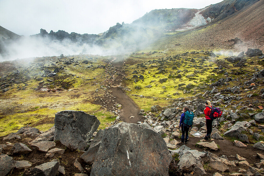 Hiking in landmannalaugar, volcanic and geothermal zone of which the name literally means 'hot baths of the people of the land', region of the high plateaus, southern iceland, europe