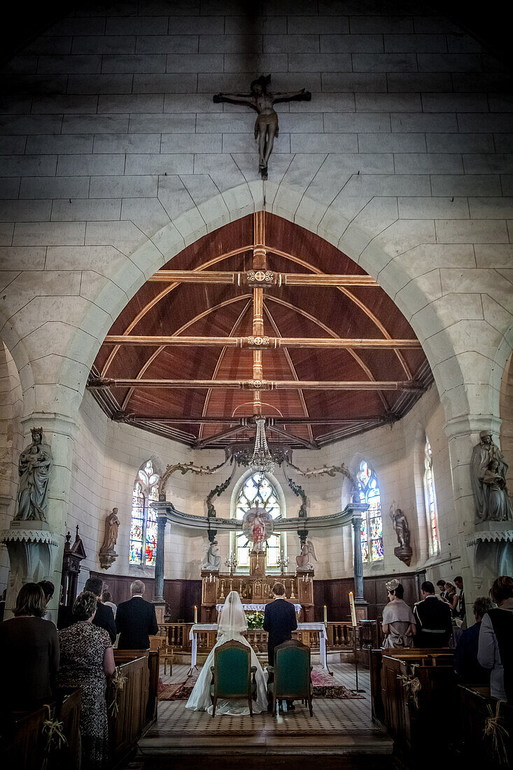 Religious wedding ceremony, church of boissy-les-perche, eure et loir (28), france