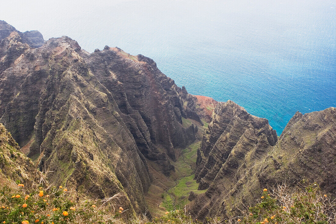 'Na Pali Coast, Kauai, Hawaii; Cliffs And The Coastline'