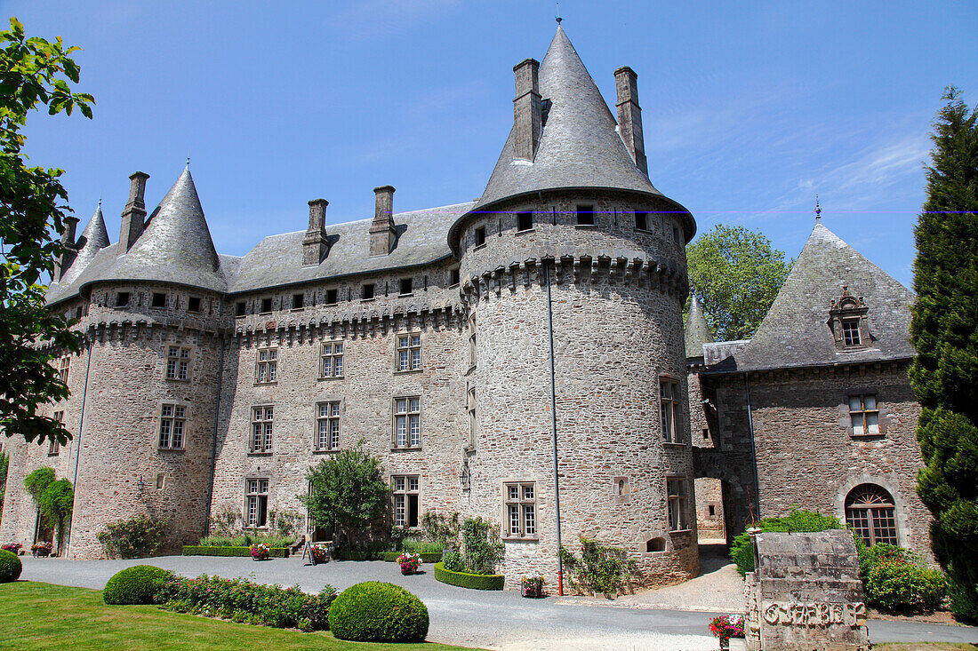 France, Limousin, Correze (19), Arnac Pompadour, Pompadour castle, national stud farm