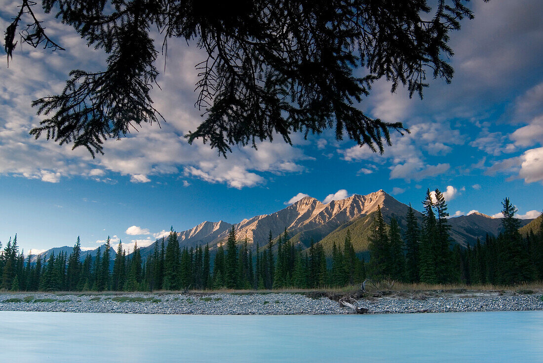 Rocky Mountains And Mountain River, Kootenay River, Kootenay National Park, Bc, Canada