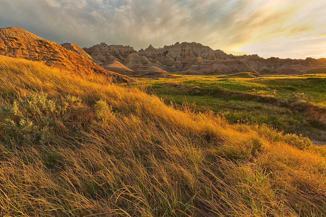 'Sunset over the landscape of badlands national park; south dakota united states of america'