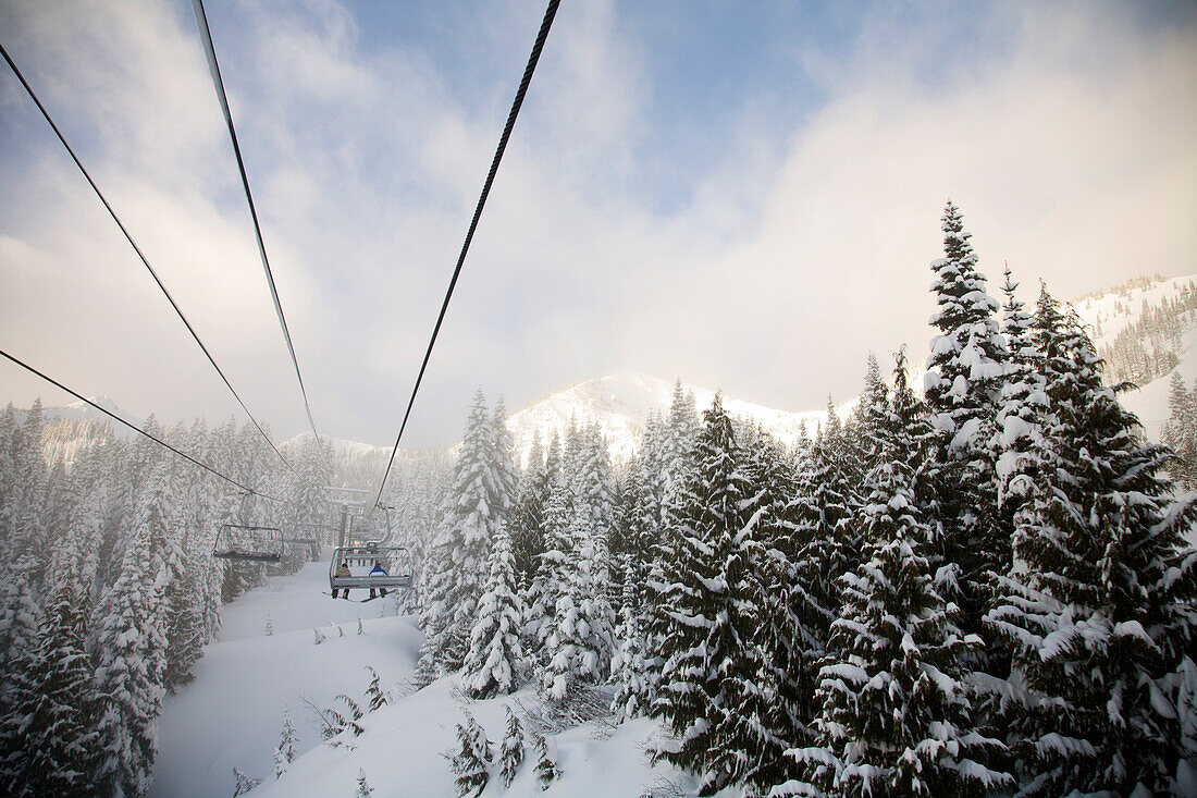 Chairlift At Crystal Mountain Ski Resort, Mount Rainier National Park, Washington, Usa