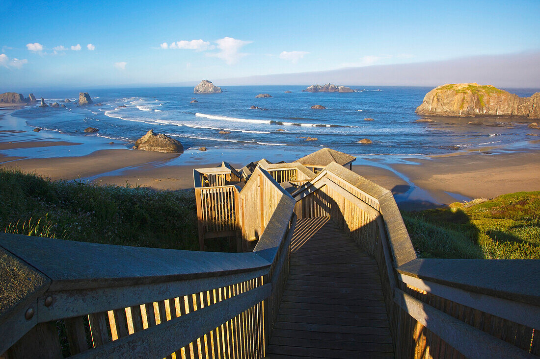 'A Stairway To The Beach At Bandon State Park; Bandon, Oregon, United States of America'
