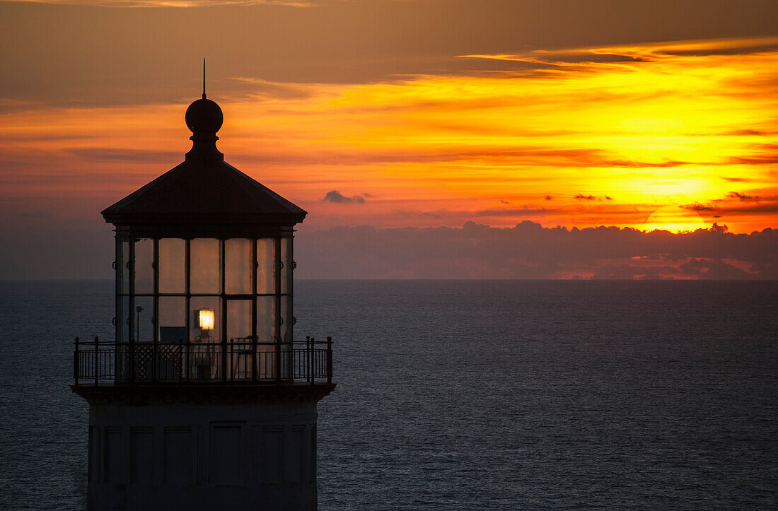 'A sunset at North Head Lighthouse; Ilwaco, Washington, United States of America'