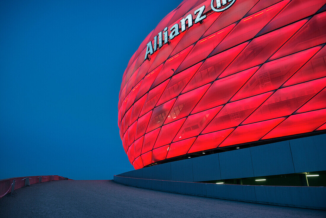 Allianz Arena at night, red light, football stadium of FC Bayern München, Munich, Bavaria, Germany, Architects Herzog and De Meuron
