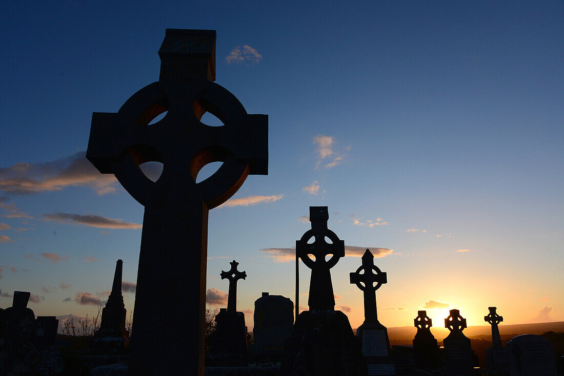 Friedhof in Lahinch, Clare, Westküste, Irland