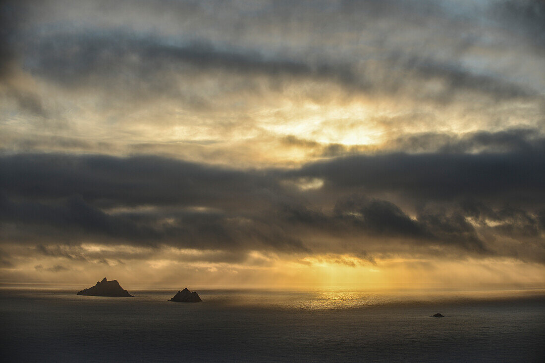 'The skellig islands viewed from bolus head at sunset;Iveragh peninsula, county kerry, ireland'