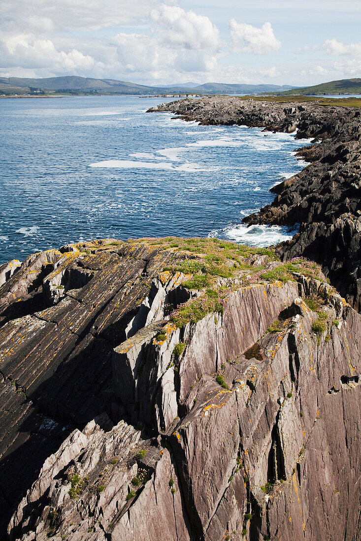 'Rugged rocks along the coast in dunmanus bay, near durrus;County cork, ireland'