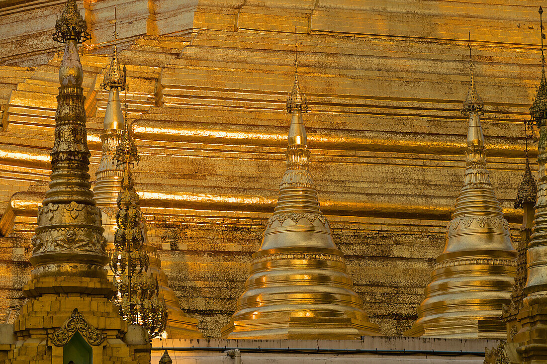 Shwedagon Pagoda, Yangon, Rangoon, capital of Myanmar, Burma
