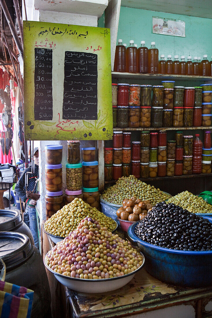 Lebensmittelgeschäft in den Souks, Marrakesch, Marokko